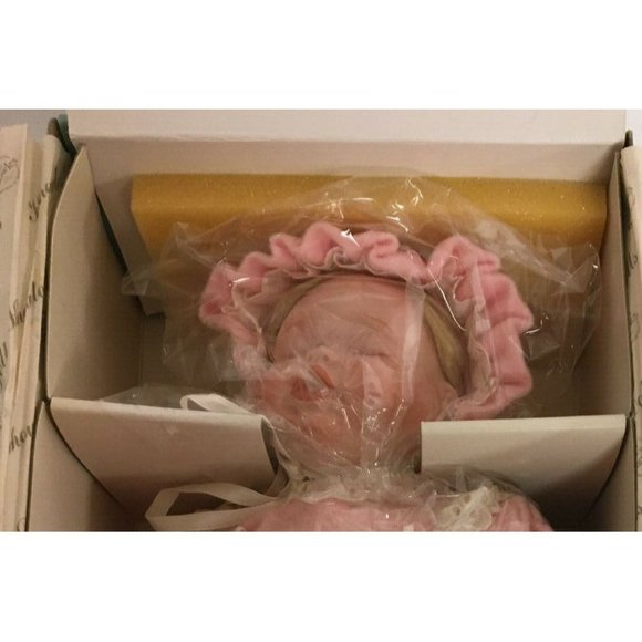 Edwin Knowles Doll "Elizabeth" Baby Book Treasure 1989 #6867Z Kathy Hippensteel - Picture 2 of 5